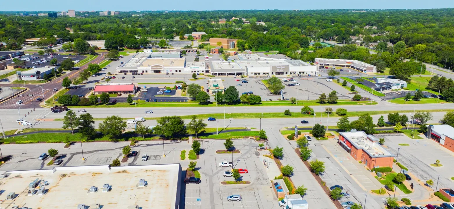 Indian Creek Shopping Center, Overland Park, Kansas