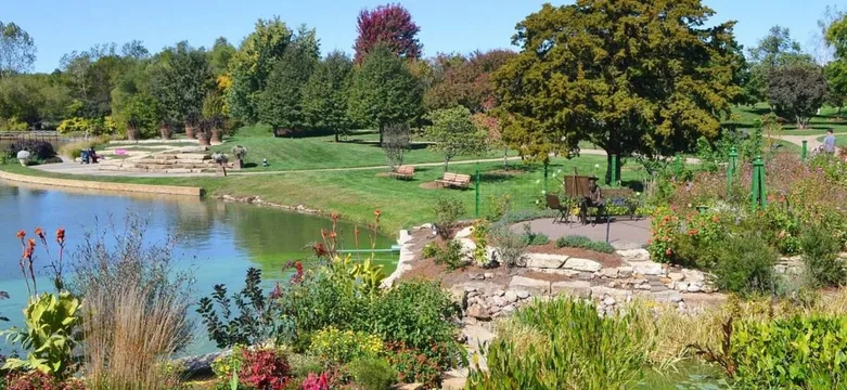 Overland Park Arboretum and Botanical Gardens, Overland Park, Kansas
